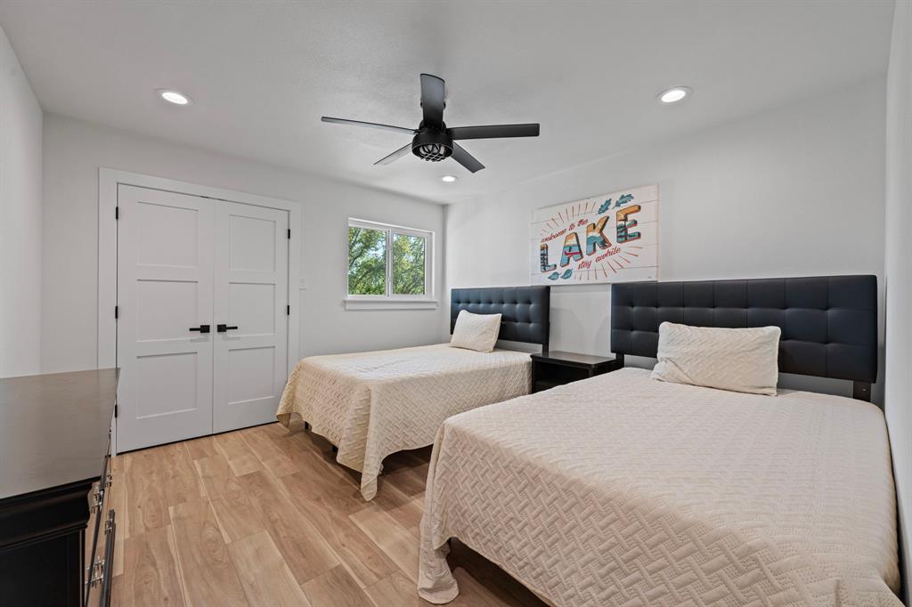 Constantin Park Lake - Residential