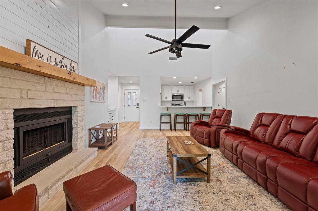 1441 Ponderosa Unit #3 Drive 3