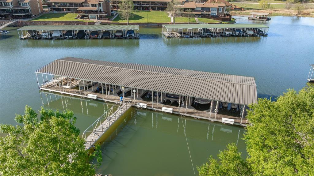 Constantin Park Lake - Residential