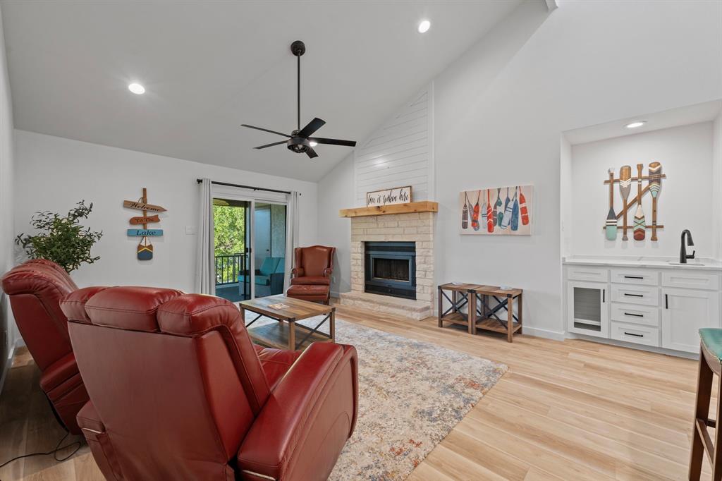 Constantin Park Lake - Residential