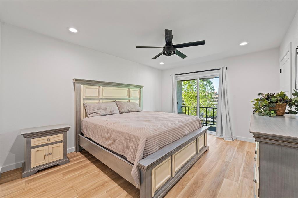 Constantin Park Lake - Residential