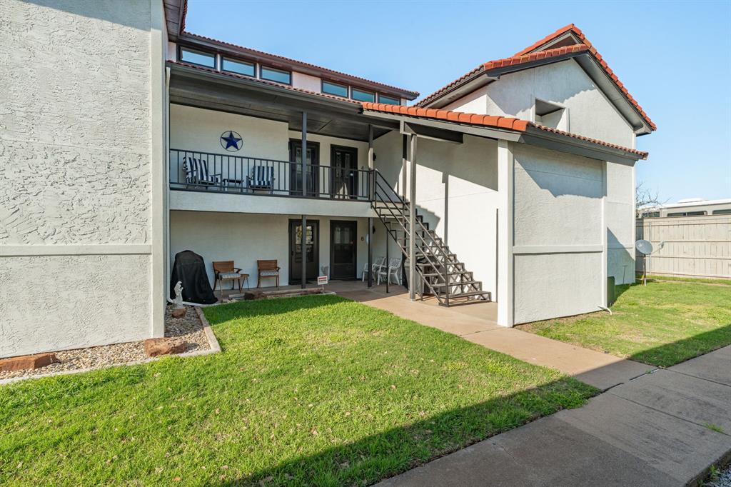 Constantin Park Lake - Residential