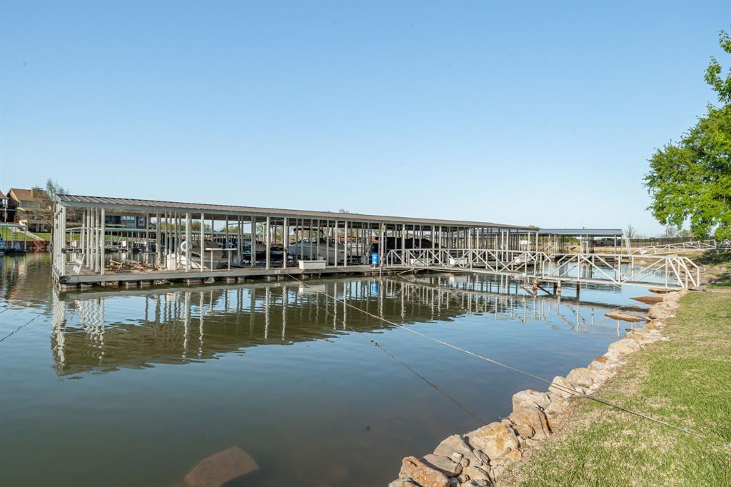 Constantin Park Lake - Residential