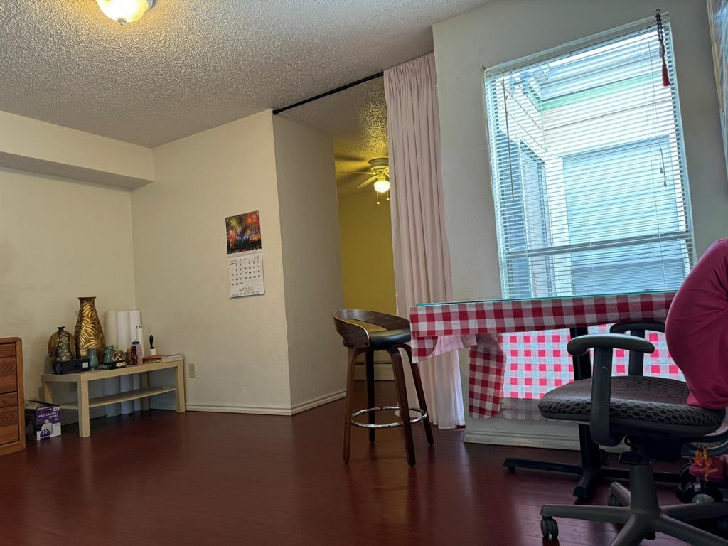 9803 Walnut Street 307