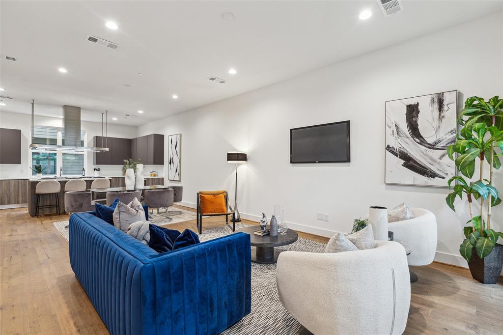 Lofts on Cedar Springs - Residential