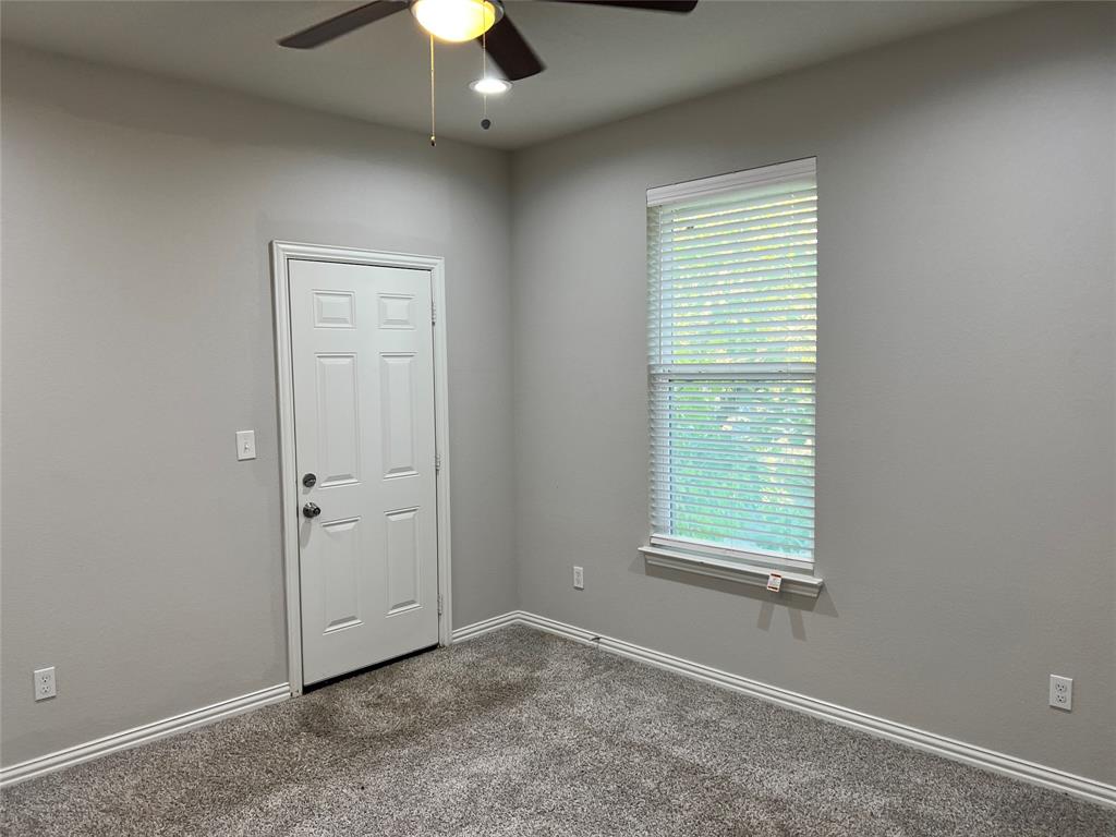 Dallas Land & Loan 2 - Residential Lease