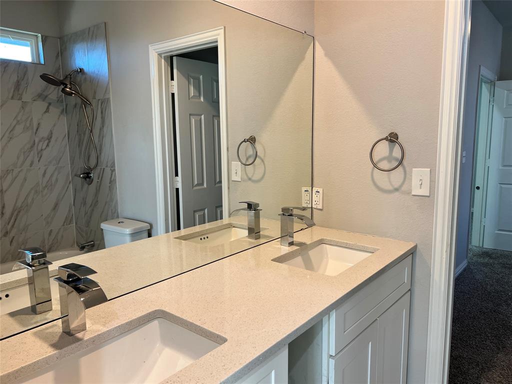 Dallas Land & Loan 2 - Residential Lease