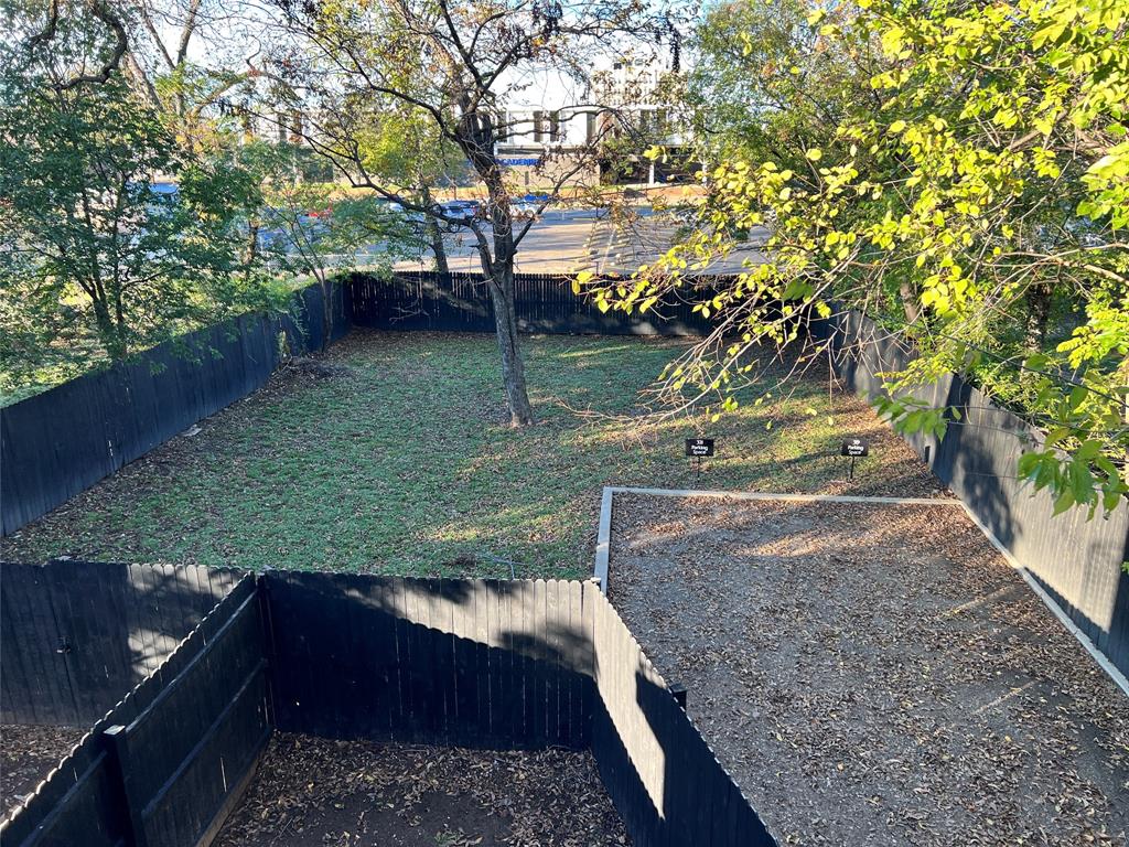 Dallas Land & Loan 2 - Residential Lease