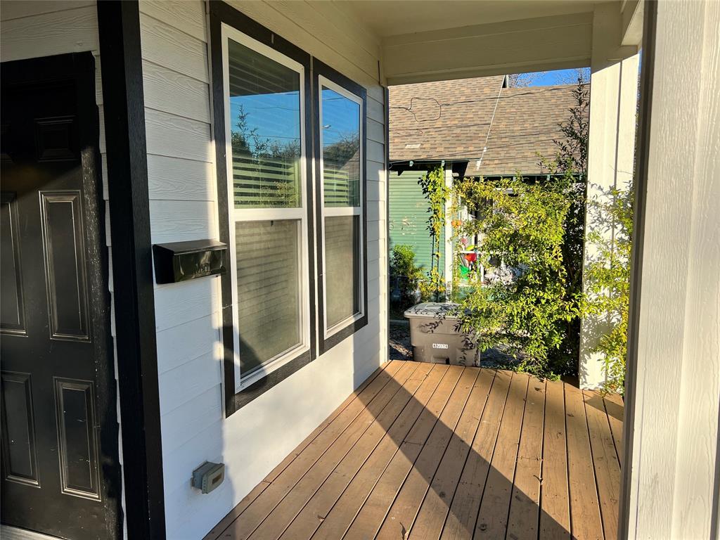 Dallas Land & Loan 2 - Residential Lease