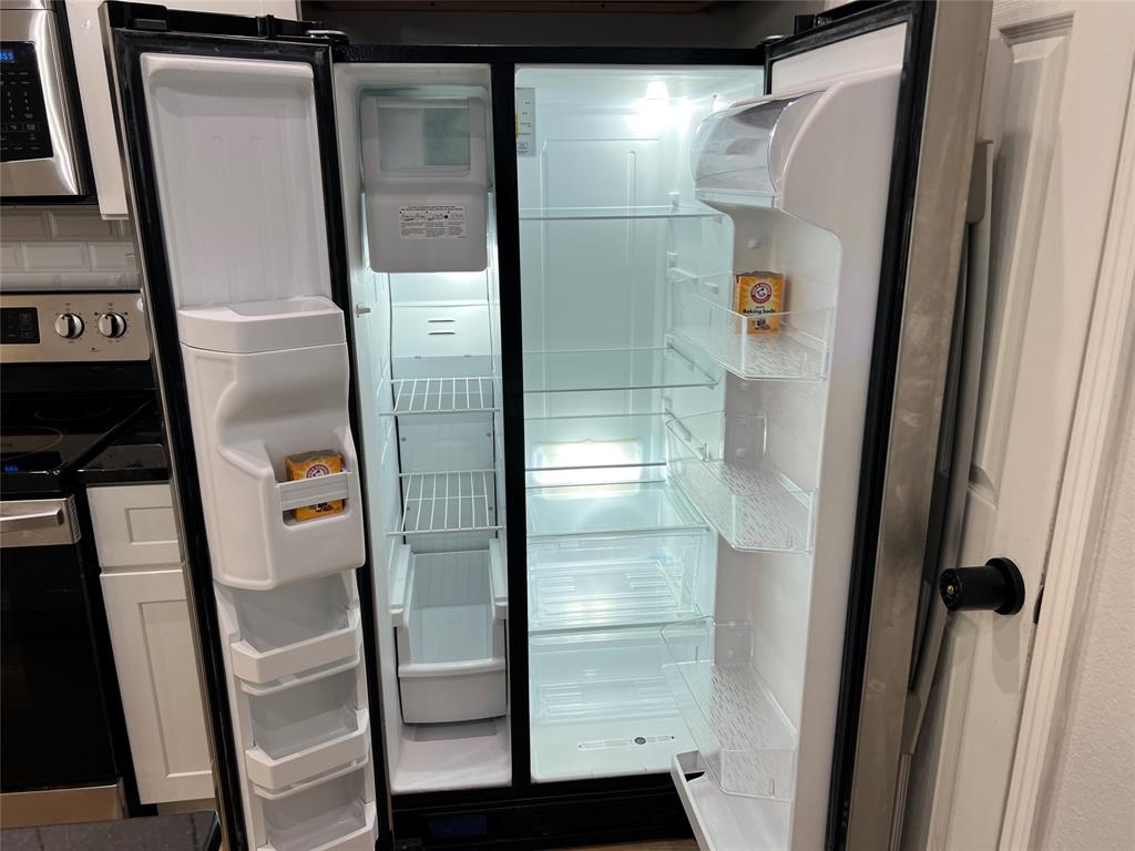 Dallas Land & Loan 2 - Residential Lease