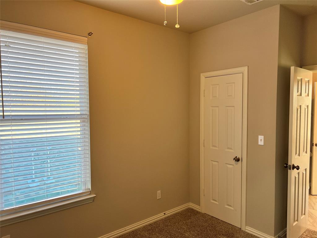 Dallas Land & Loan 2 - Residential Lease