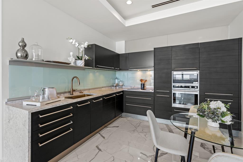 South Tower Residences - Residential