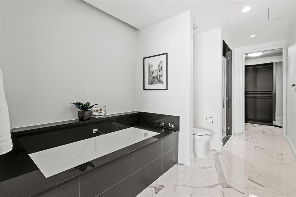 South Tower Residences - Residential