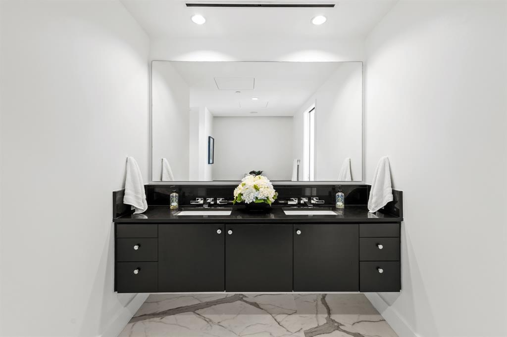 South Tower Residences - Residential