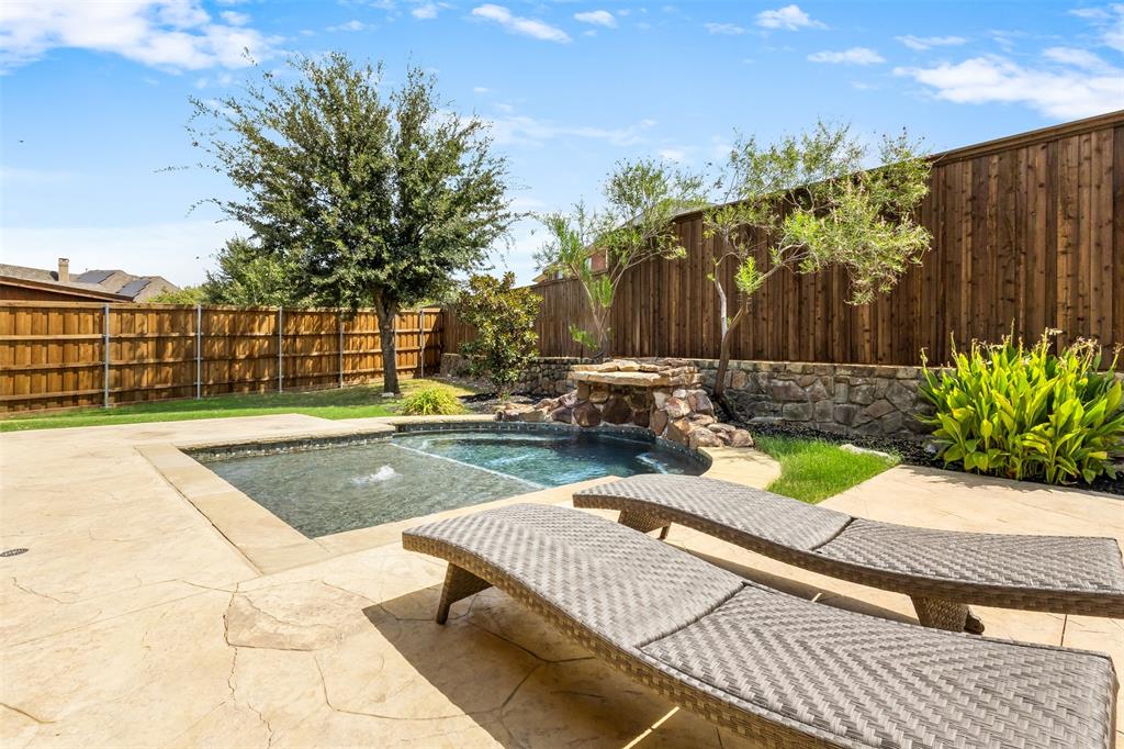 1139 Clearwater Drive