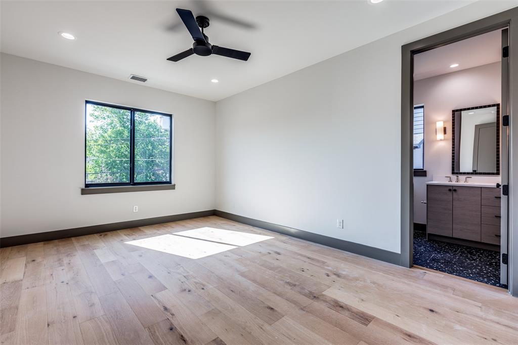 LAFOY PLACE - Residential