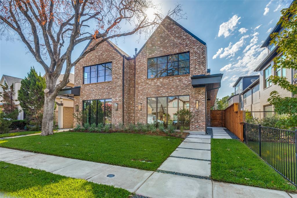 LAFOY PLACE - Residential