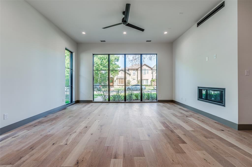 3716 W Beverly Drive