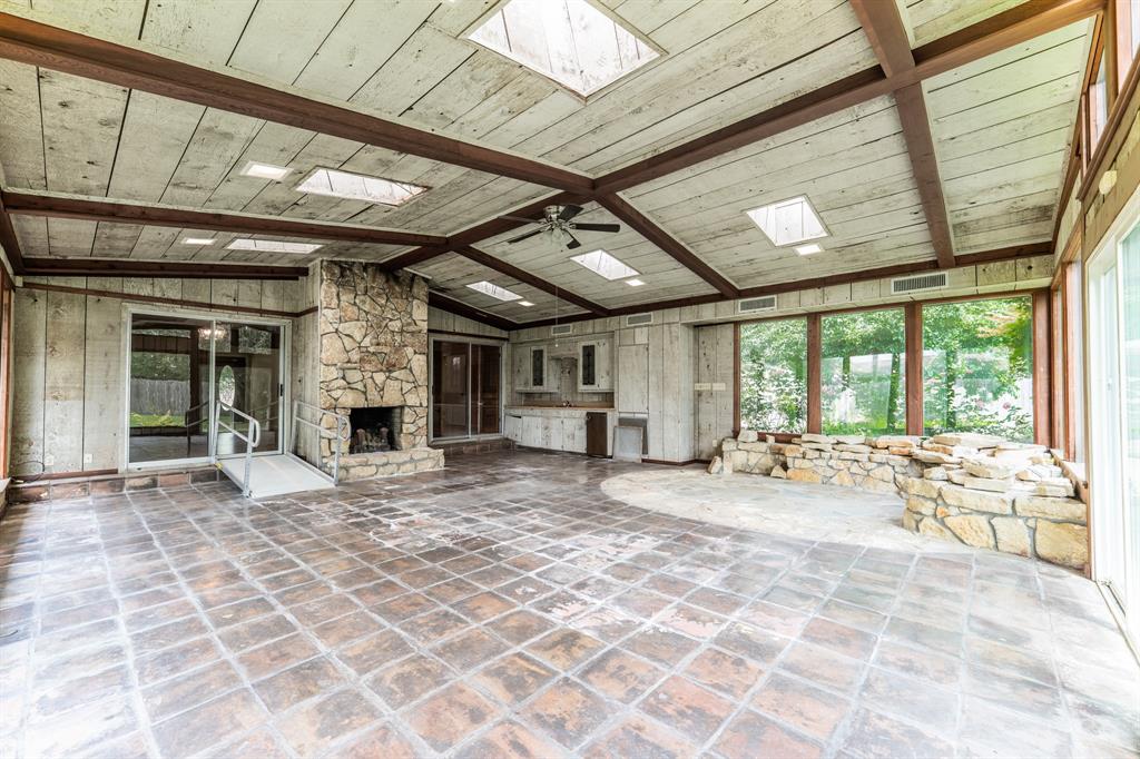 Walnut Hill - Residential