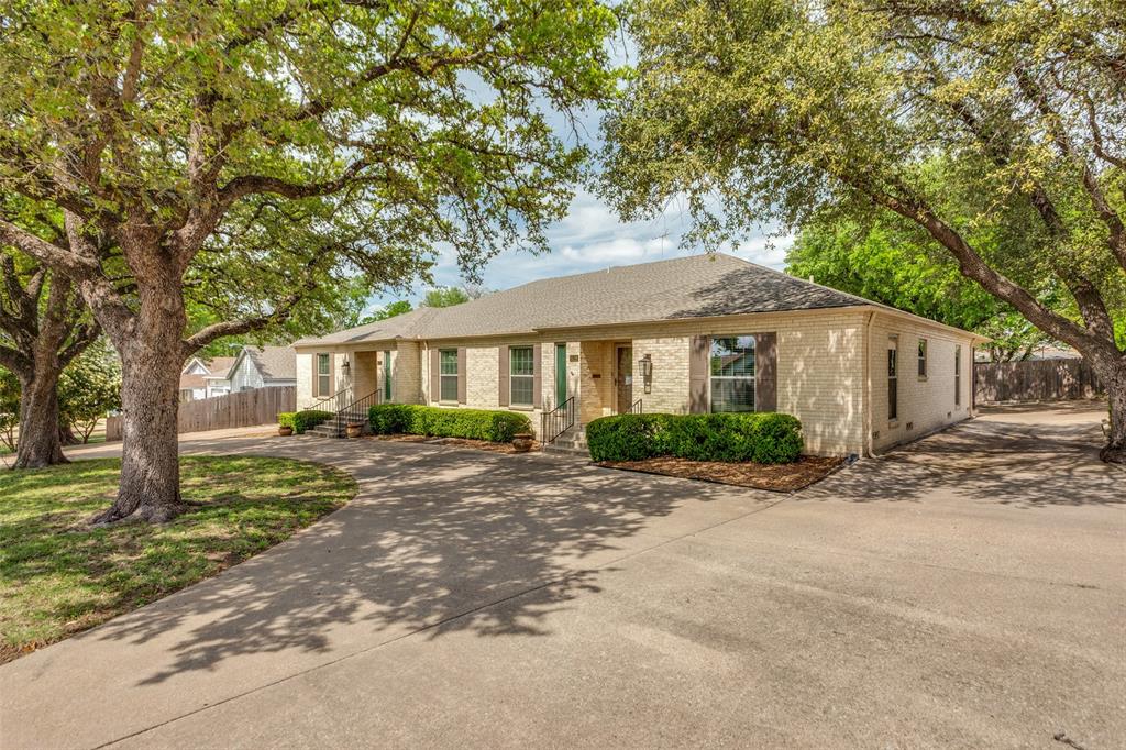 Chamberlain Arlington Hgts - Residential Income