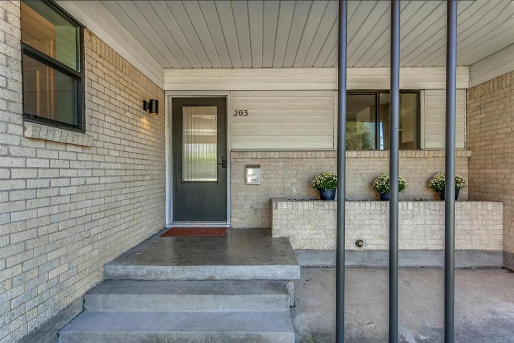 203 Leda Drive