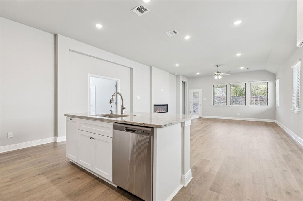 Summer Crest - Residential