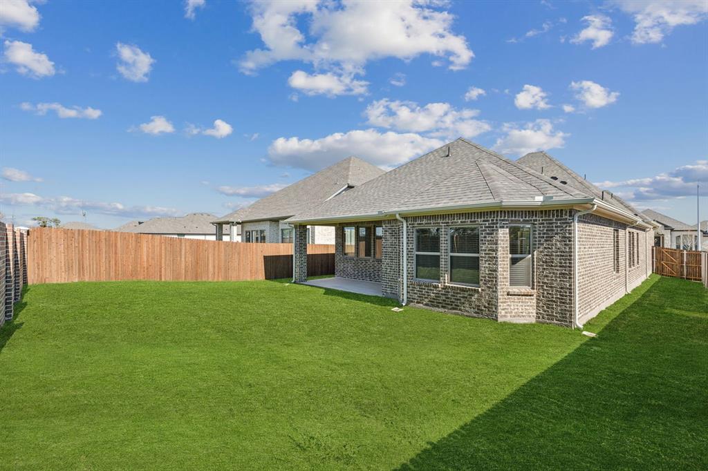 Summer Crest - Residential