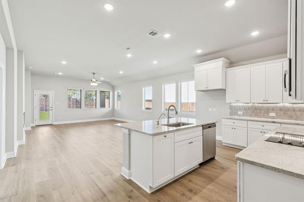 Summer Crest - Residential