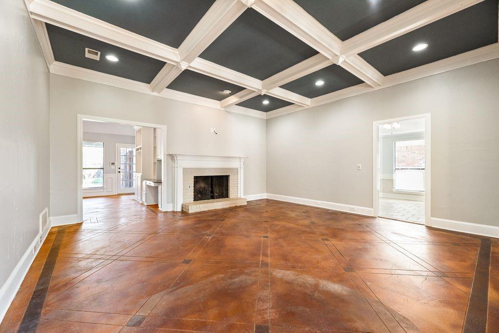 2405 Powderhorn Drive