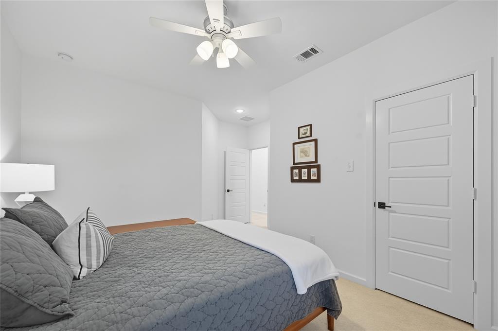 Carrollton, Texas 75006, United States, 3 Bedrooms Bedrooms, ,3 BathroomsBathrooms,Residential,Active,213702