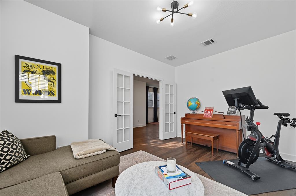 Carrollton, Texas 75006, United States, 3 Bedrooms Bedrooms, ,3 BathroomsBathrooms,Residential,Active,213702