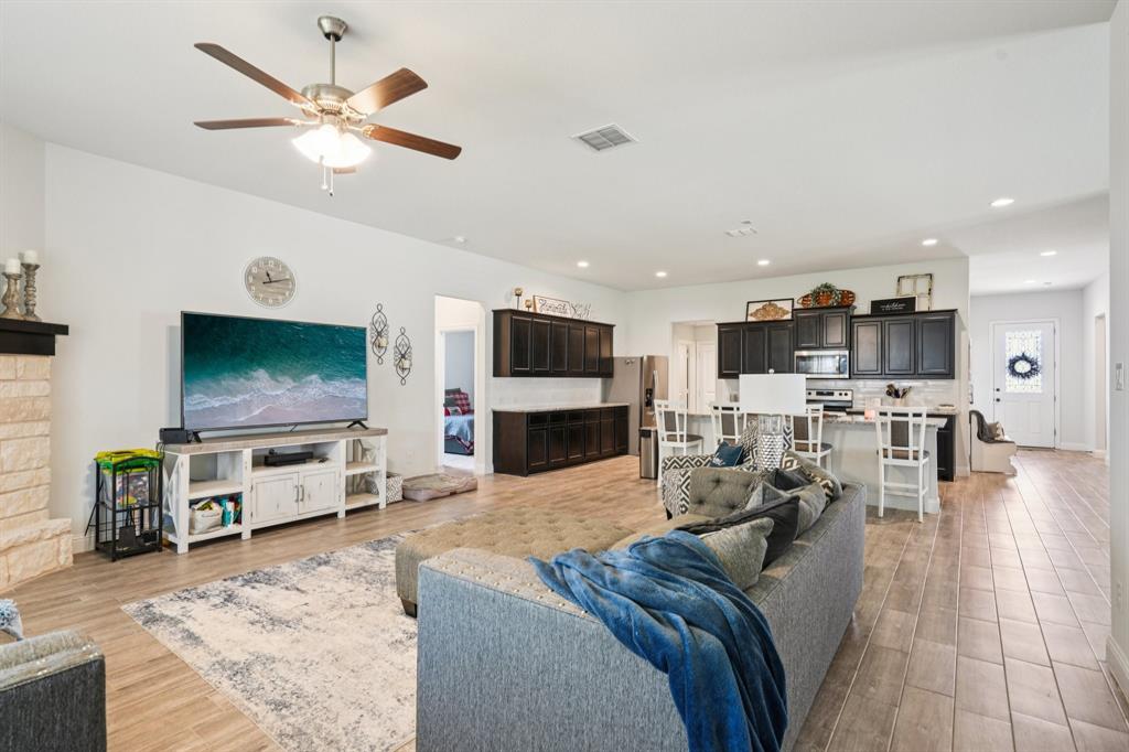 1601 Wagon Wheel Way
