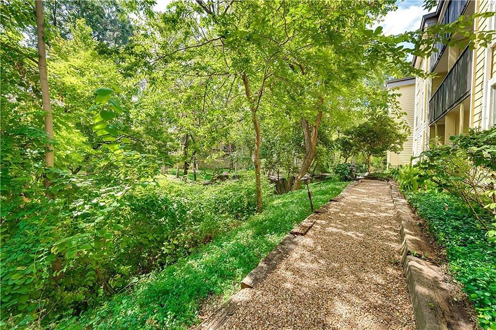 River Oaks Condos - Residential