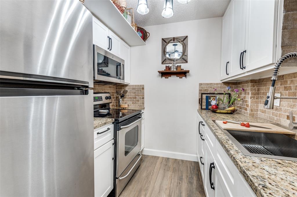 4851 Cedar Springs Road 383