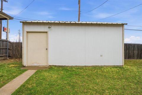 Tiny photo for 2534 Robertson Drive, Abilene, TX 79606 (MLS # 21200668)