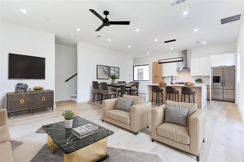 4206 Cabell Drive