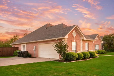 Tiny photo for 609 Acorn Street, Pilot Point, TX 76258 (MLS # 21322967)