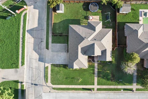 Tiny photo for 609 Acorn Street, Pilot Point, TX 76258 (MLS # 21322967)