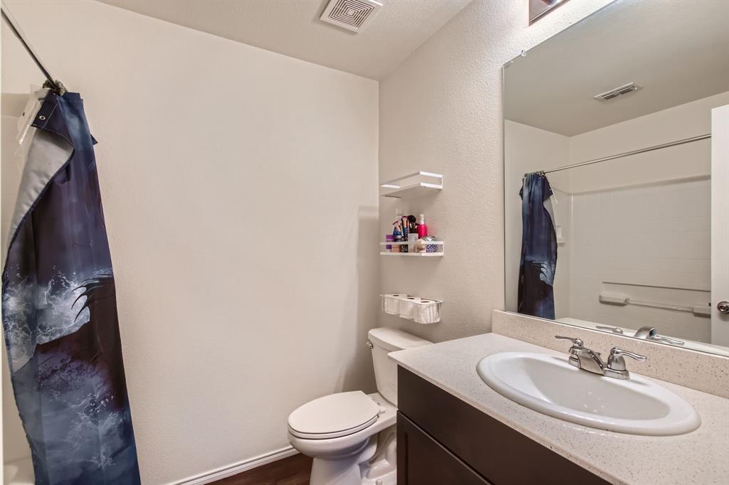 Villas Prairie Crk Add - Residential