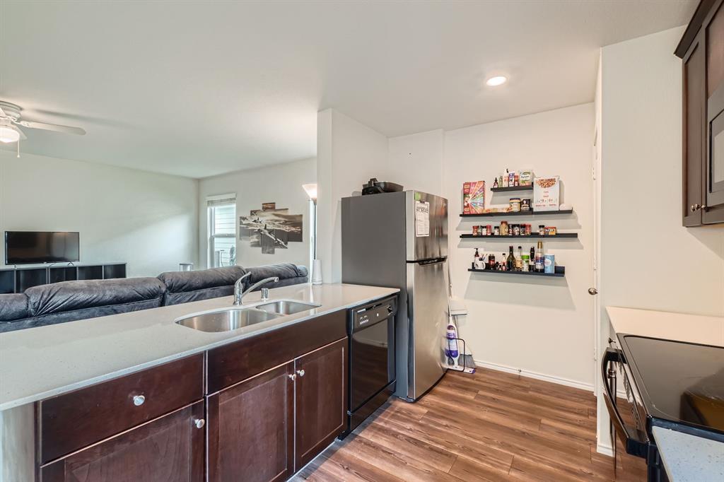 Villas Prairie Crk Add - Residential