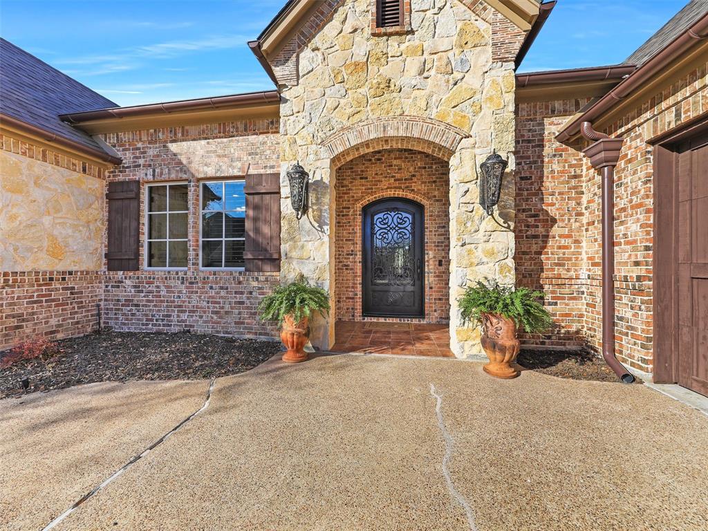 2404 Arbor Gate Lane