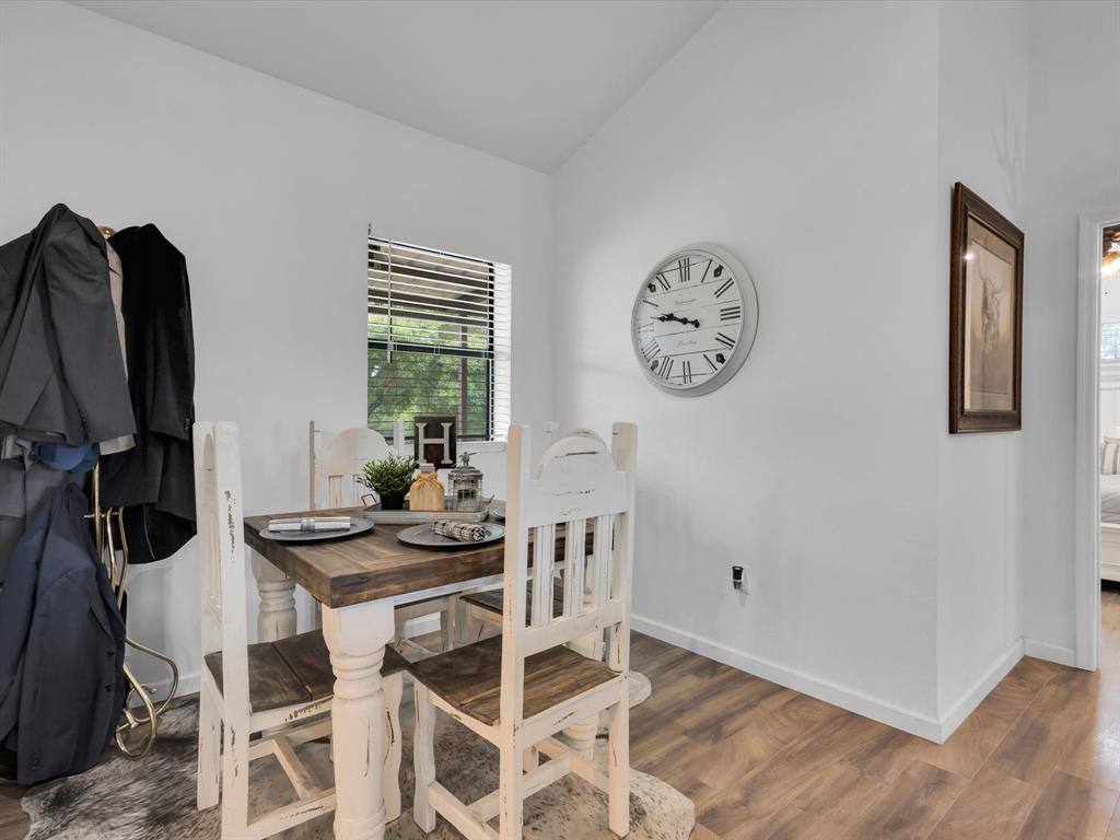 JAMIES VILLAS F-106 - Residential