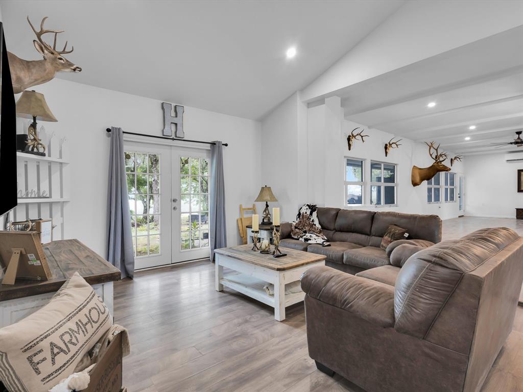 JAMIES VILLAS F-106 - Residential