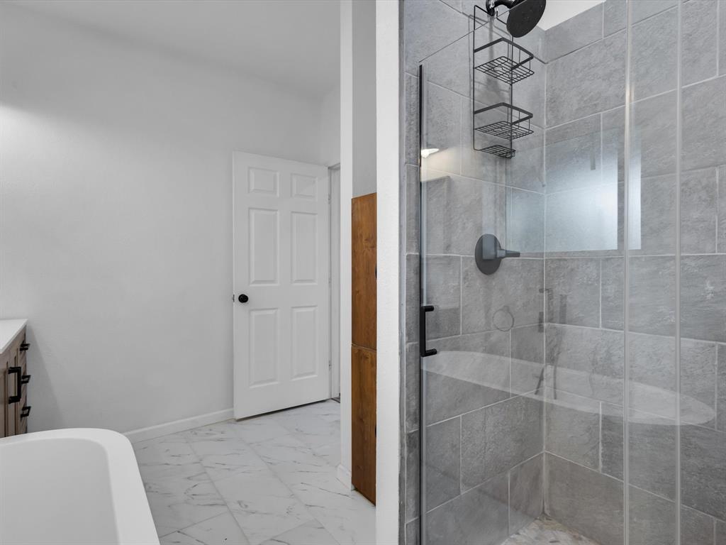 JAMIES VILLAS F-106 - Residential