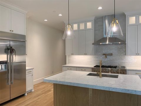 Tiny photo for 4432 Glenwick Lane, University Park, TX 75205 (MLS # 21075623)