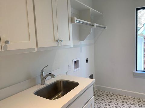 Tiny photo for 4432 Glenwick Lane, University Park, TX 75205 (MLS # 21075623)