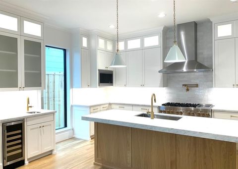 Tiny photo for 4432 Glenwick Lane, University Park, TX 75205 (MLS # 21075623)