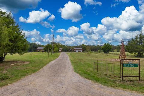 A home in Lone Oak