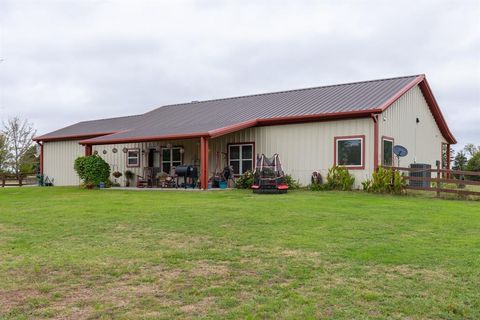 A home in Lone Oak