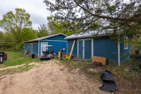 A home in Lone Oak